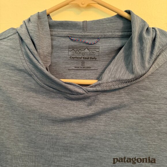 Patagonia Blue Hoodie with Logo - Picture 2 of 3